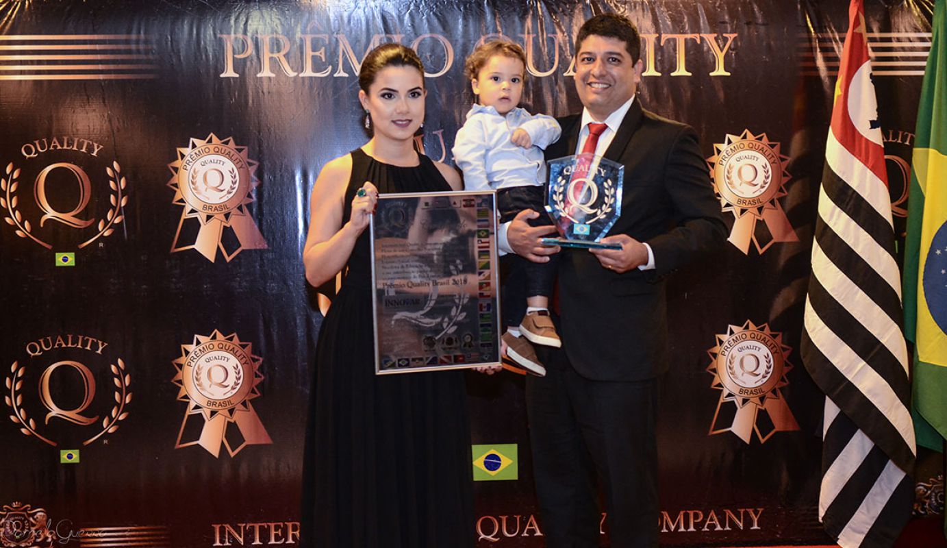 Grupo Innovar obtém reconhecimento nacional, recebendo o Prêmio Quality Brasil 2018, sendo a melhor empresa do Brasil no seu segmento